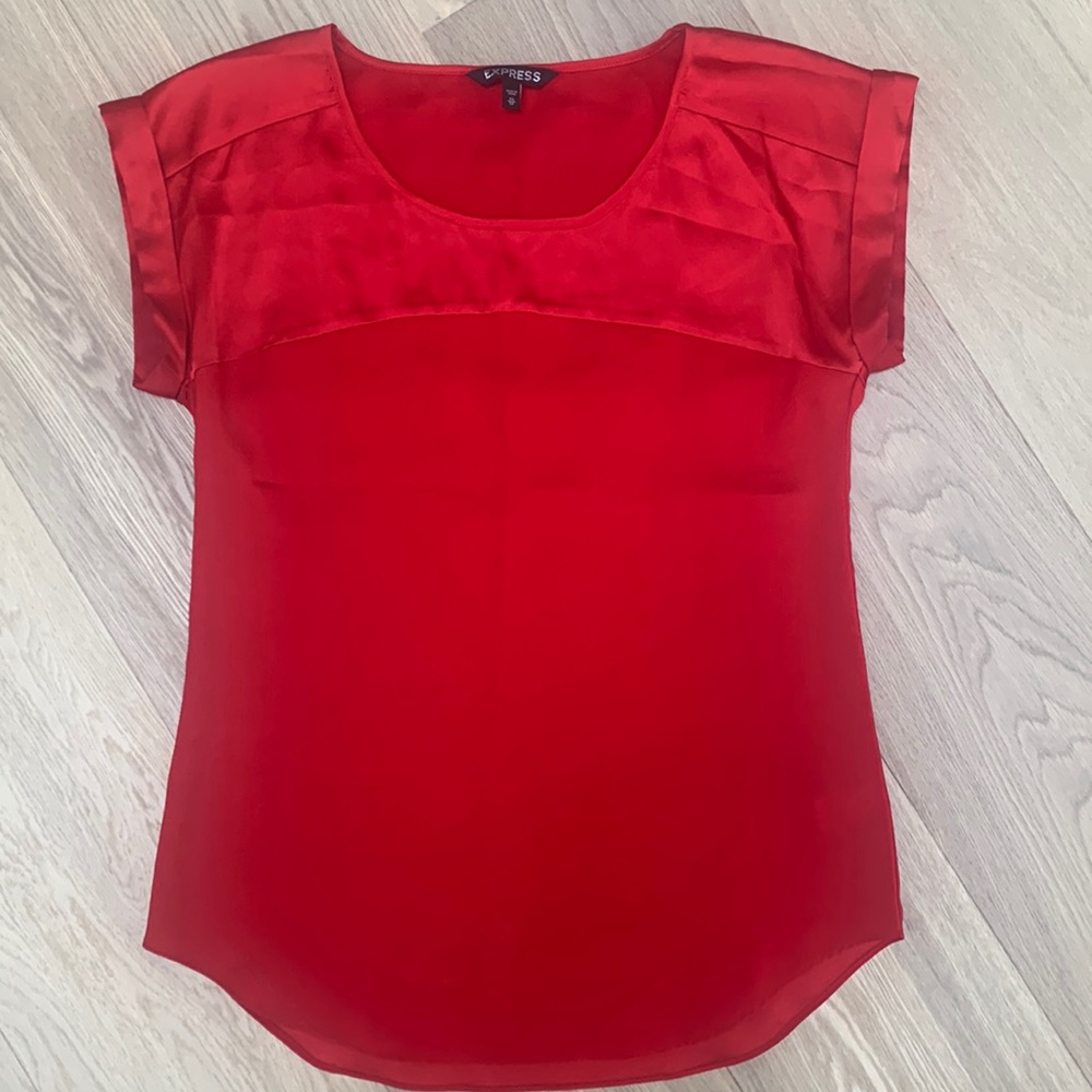 EXPRESS Satin-like Short Sleeve Blouse